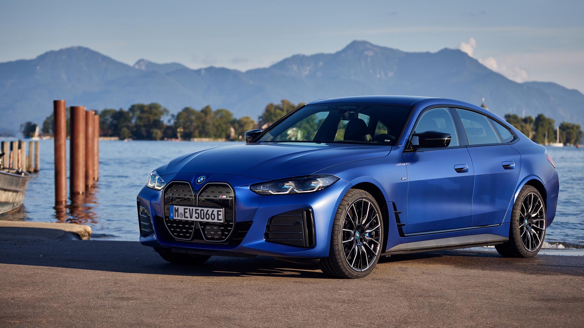 BMW i4 Review & Prices 2023 AutoTrader UK